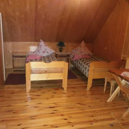 Sadiba Oprishok Apartment Lazeshchyna